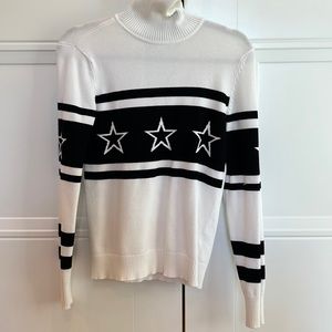 Star Turtleneck
